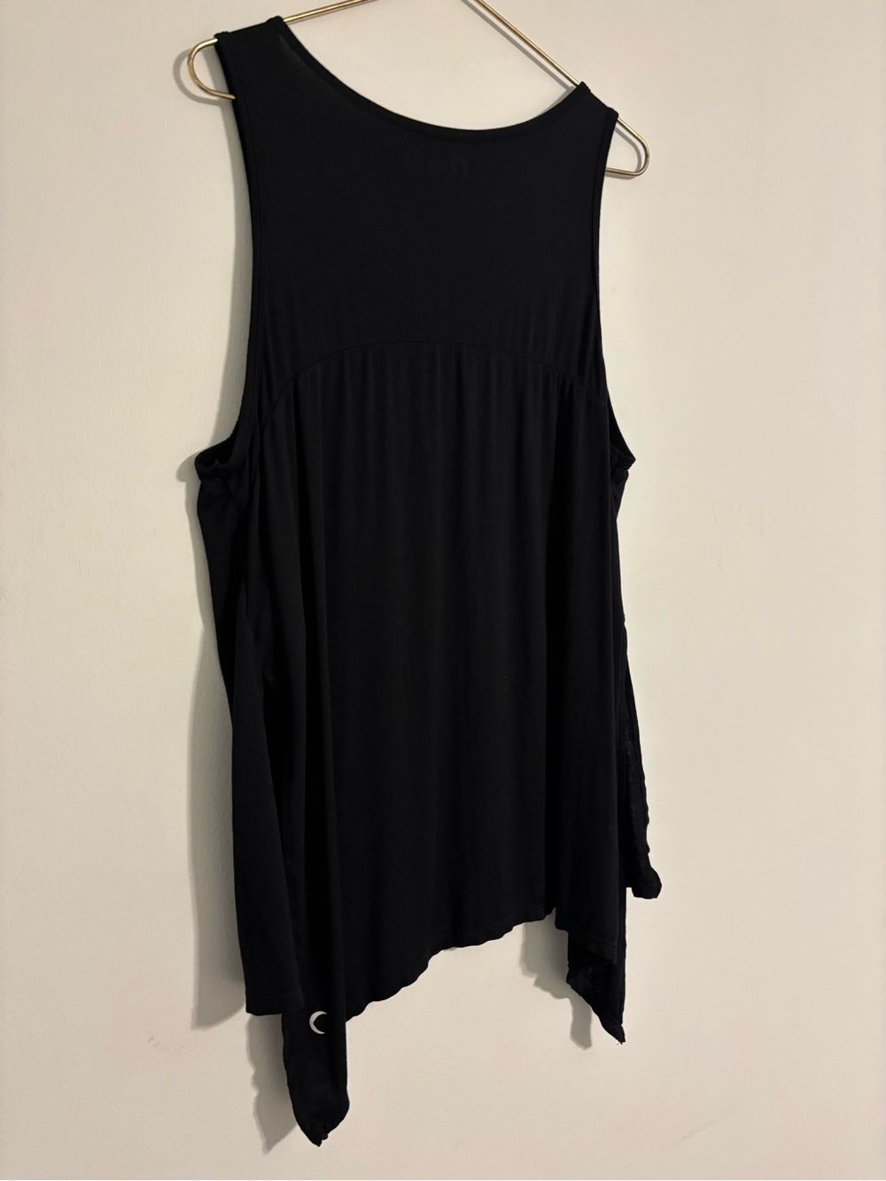 ZYIA Active Black Long Finesse Slit Tank - Women’s Large - Picture 6 of 13